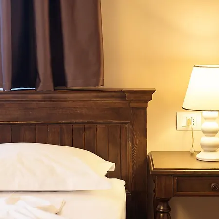 Hotel Vila Bregu Tirana