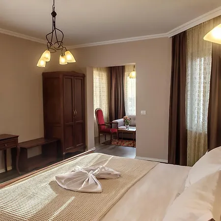 Vila Bregu Szálloda